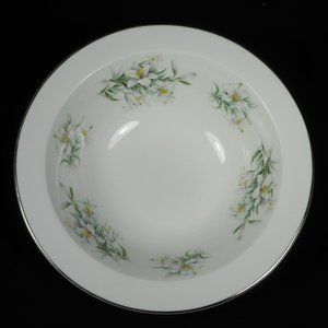Rimmed Vegetable Serving Bowl.  May Fair Bone China U.K.